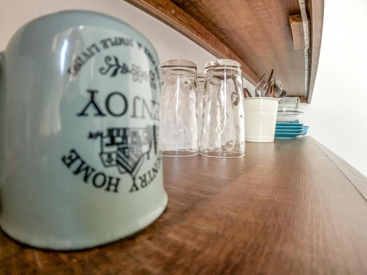 Joanna'S Home Меис Экстерьер фото